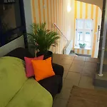 Kamienica Górna 7