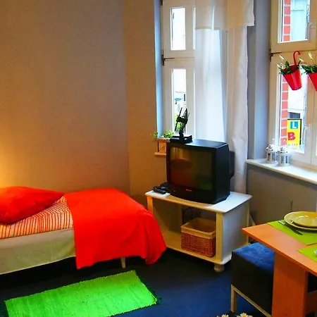 Проживание в семье Kamienica Gorna 7 *